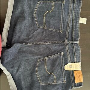 Signature by Levi Strauss & Co. Gold Label Women's Mid-Rise 5” Shorts SZ 18